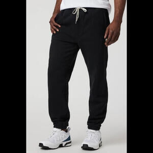 Vuori men’s joggers